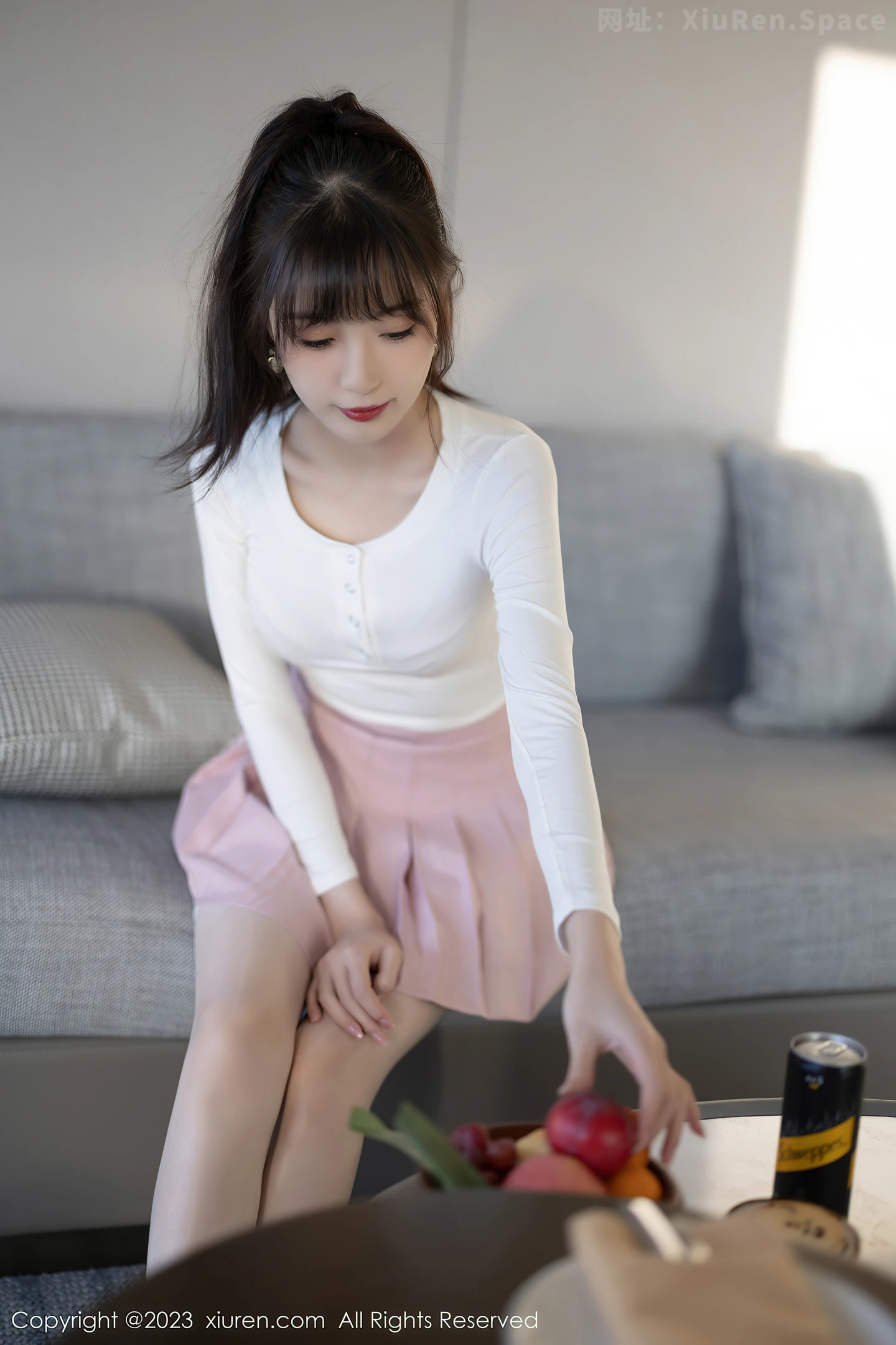 图片[4]-[XiuRen秀人网]2023.02.10 VOL.6253 周于希Sally 豹纹短裙与黑色蕾丝内衣加黑丝美腿性感私房写真集-秀人网官方网站